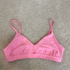 Alo yoga alosoft lounge bra macaron pink NWOT